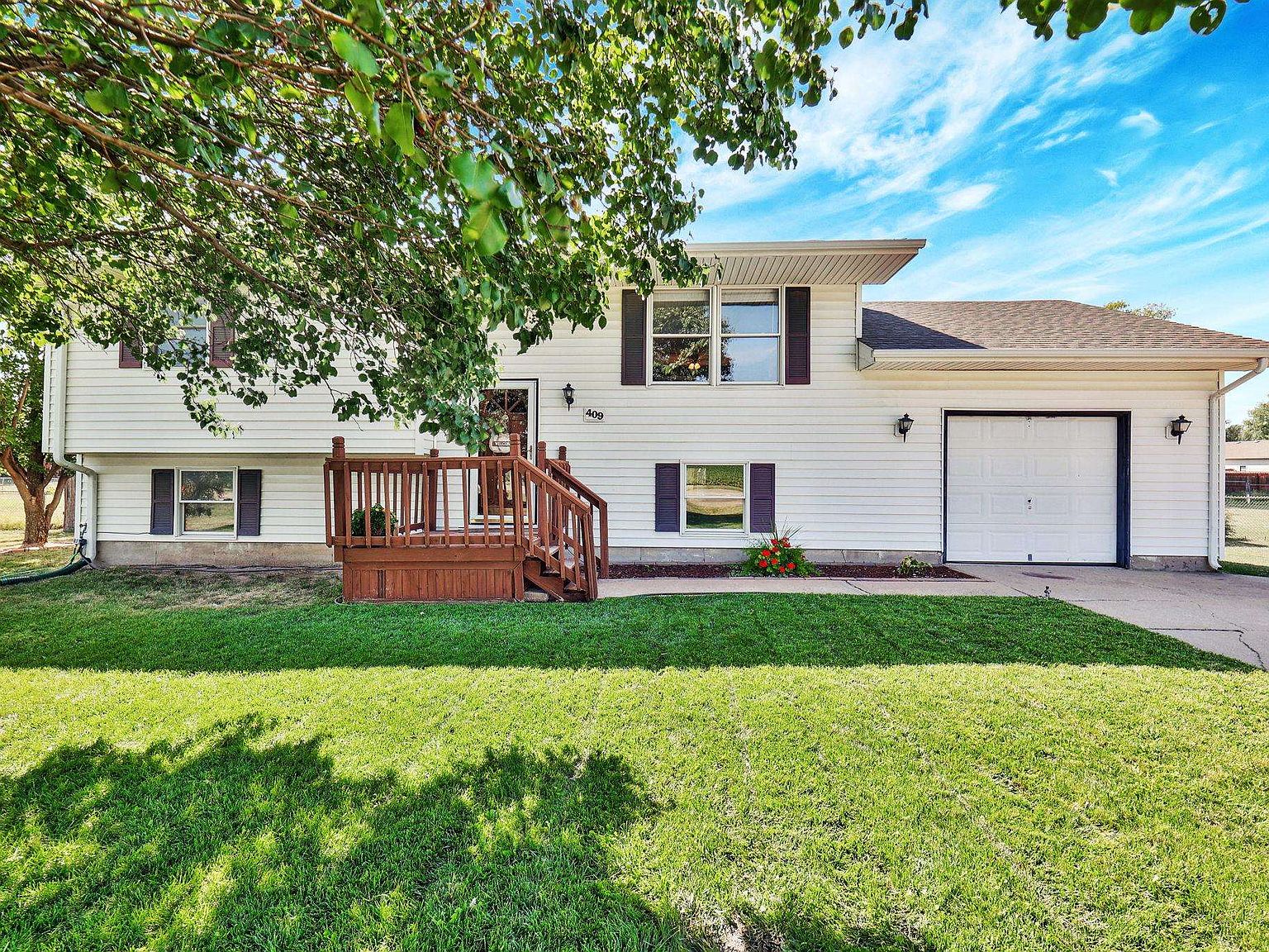 409 S Main St, Benton, KS 67017 Zillow