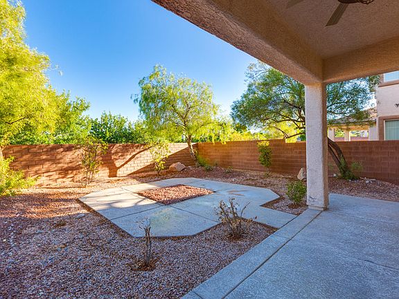4th image of 11087 Evvie Ln