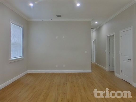 2nd image of 7703 N Huntley Ave