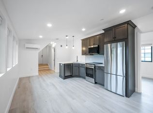 126 Adelaide Ave #204, Providence, RI 02907