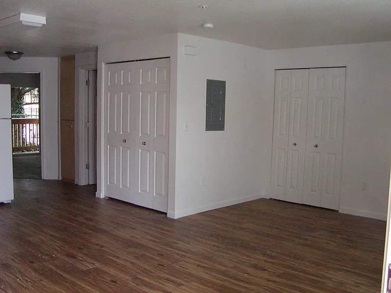 10825 SW Butner Rd #2 — Photo 2