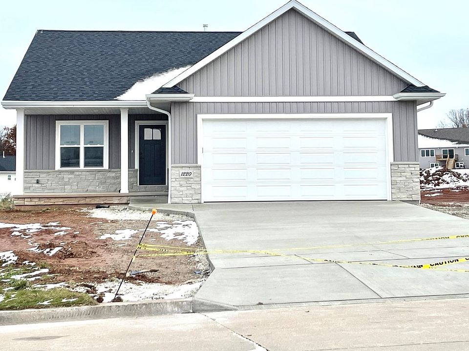 1st image of 1220 Lake Largo Dr