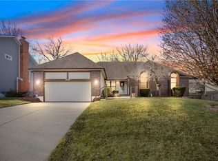 4009 NE 63rd St, Gladstone, MO 64119