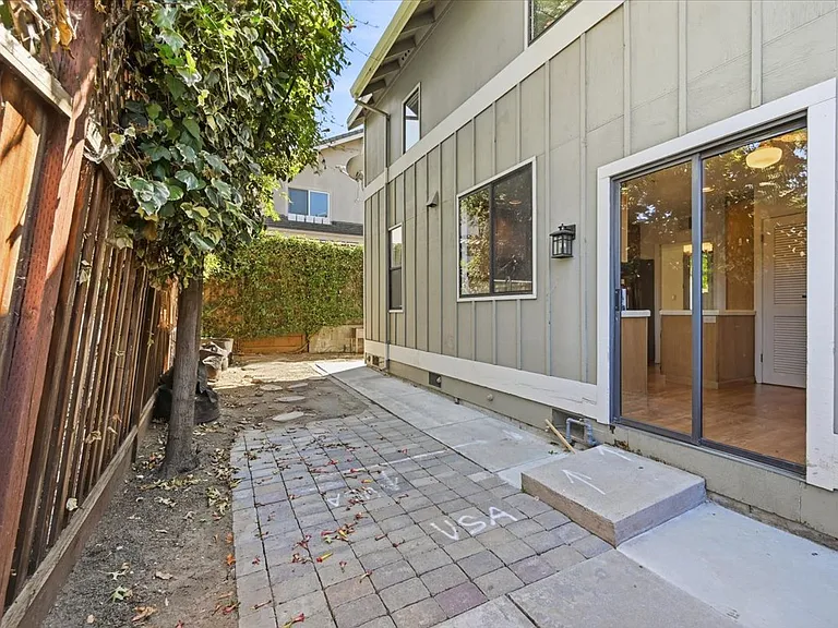 264 W California Ave #C — Photo 18