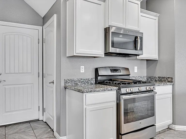 6789 Dragonfly Rock St — Photo 12