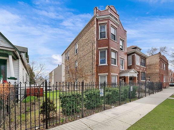 3rd image of 2853 W 40th St