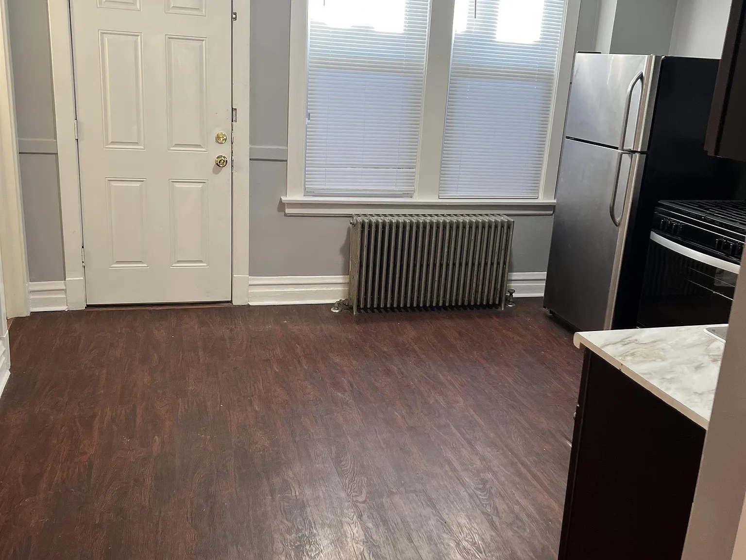 408-410 Marengo Avenue - 2N — Photo 2