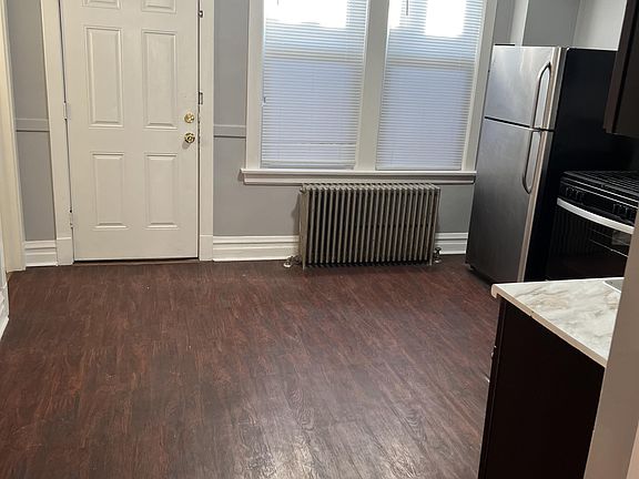 2nd image of 408 Marengo Ave