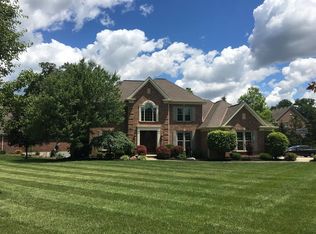 832 Miamiridge Dr, Loveland, OH 45140