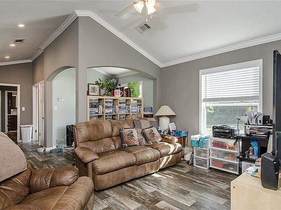 5th image of 4300 Fm 3041