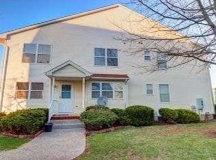 286 Dorset Ct, Piscataway, NJ 08854