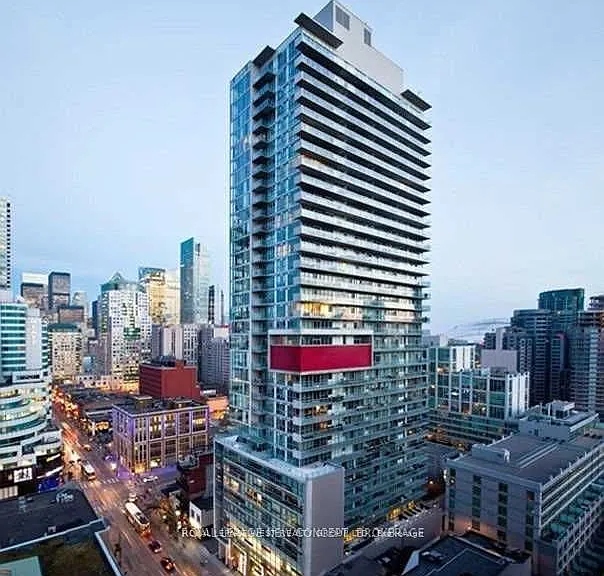 375 King St W #LPH3403 — Photo 1