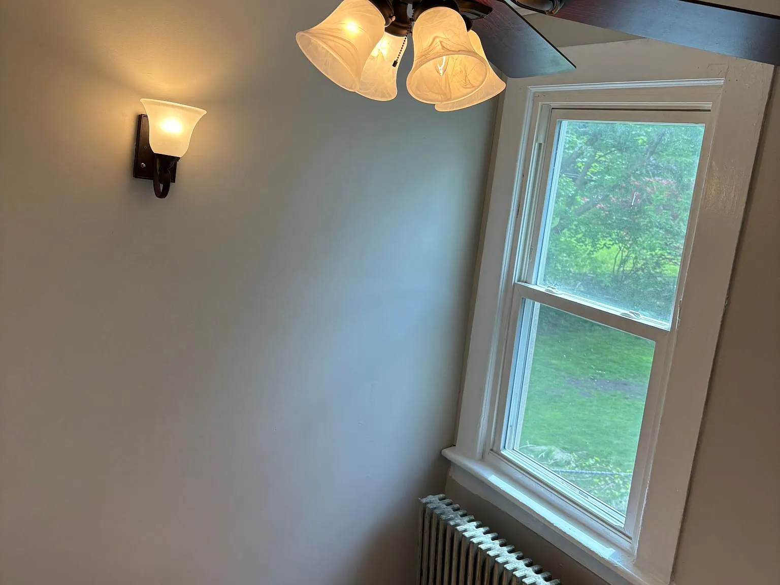2 bed, 950 sqft, $1,450 — Photo 3