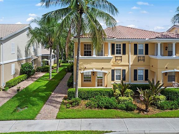 2nd image of 28641 Alessandria Cir