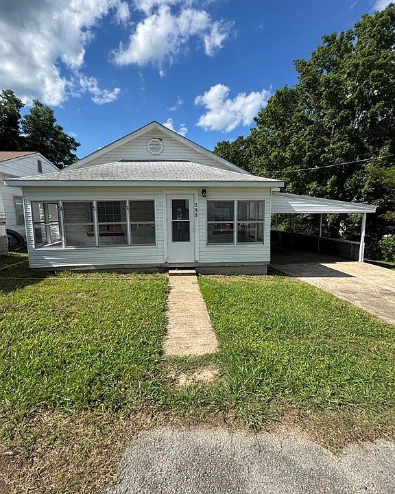 1st image of 255 W Reed Ave