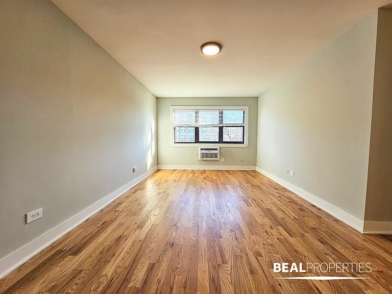 696 Elm Pl — Photo 31