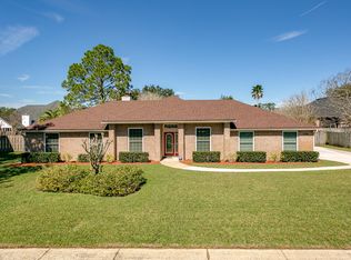 9853 Sherbrook Ln, Jacksonville, FL 32221