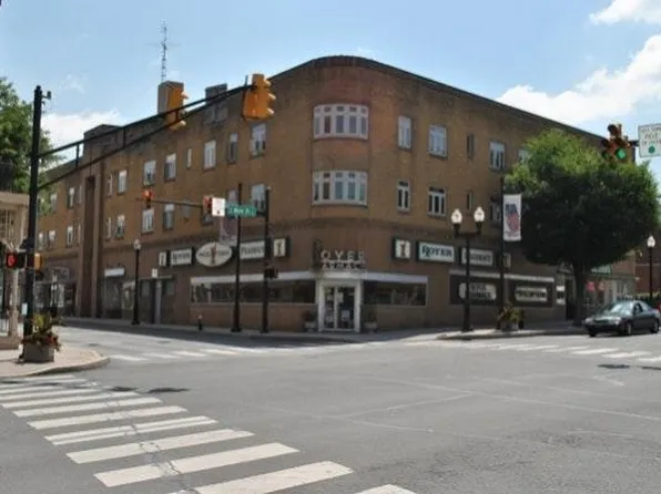 13 N State St APT 307, Ephrata, PA 17522