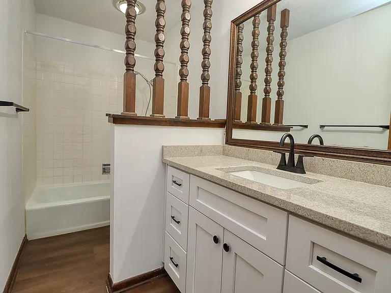 5521 S 42nd Street Ct — Photo 13
