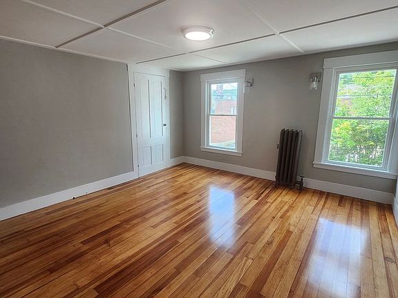 5th image of 100 Church St #B