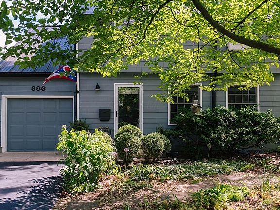 5th image of 383 Canyon Dr N