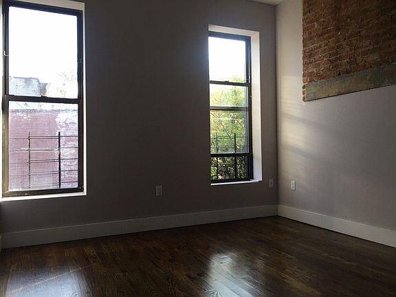 3rd image of 493 Macon St APT 3