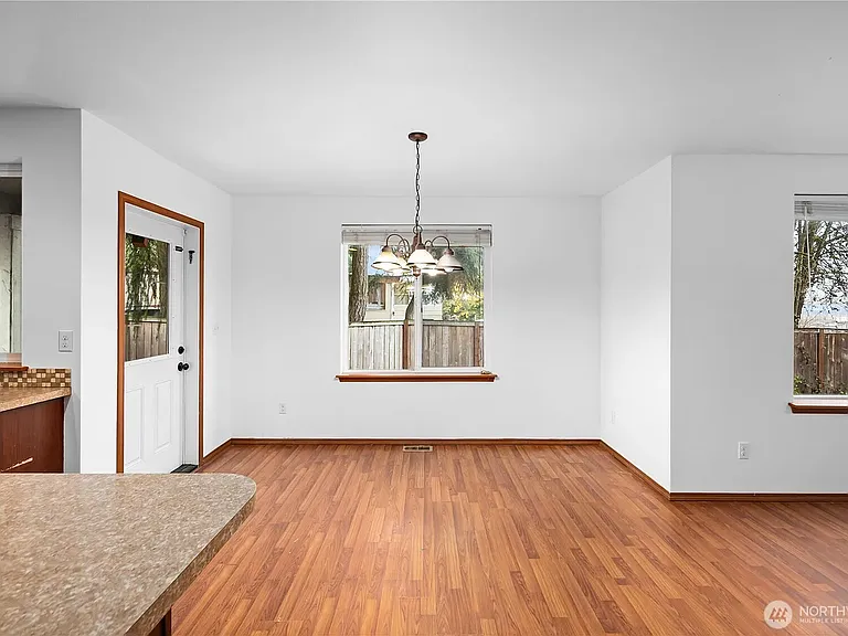 20402 11th Avenue Ct E — Photo 12