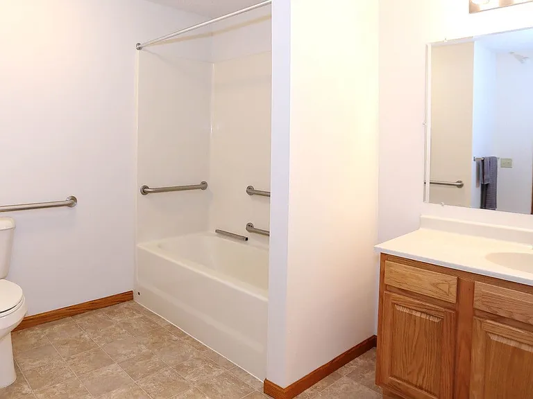 Mill Pond Apartments — Photo 7