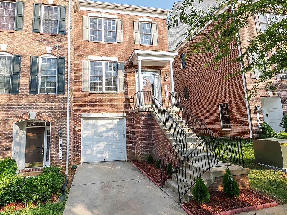 *Brick End Unit Townhome