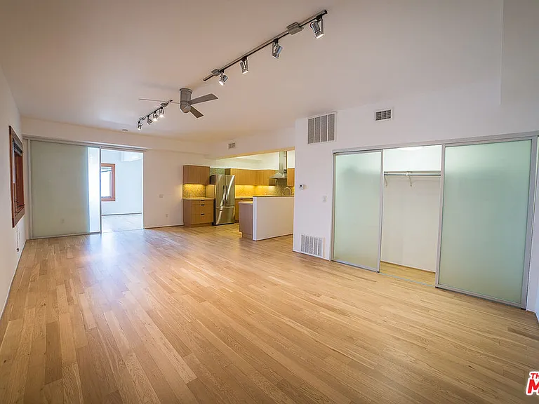 8 Brooks Ave #11 — Photo 3