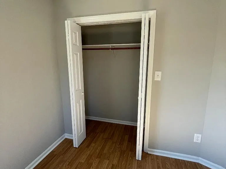 Unit Photo