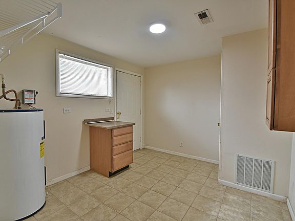 4th image of 8201 Tamarack Rd