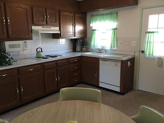 5th image of 924A Thornhill Ct #100A