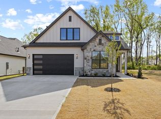 327 Eagle Mill Ln, Greer, SC 29651