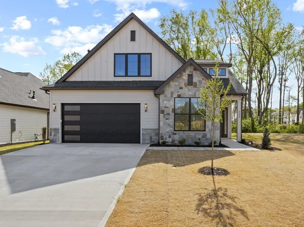 327 Eagle Mill Ln, Greer, SC 29651