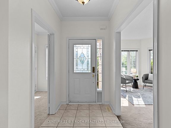 3rd image of 14 Prince George Cres