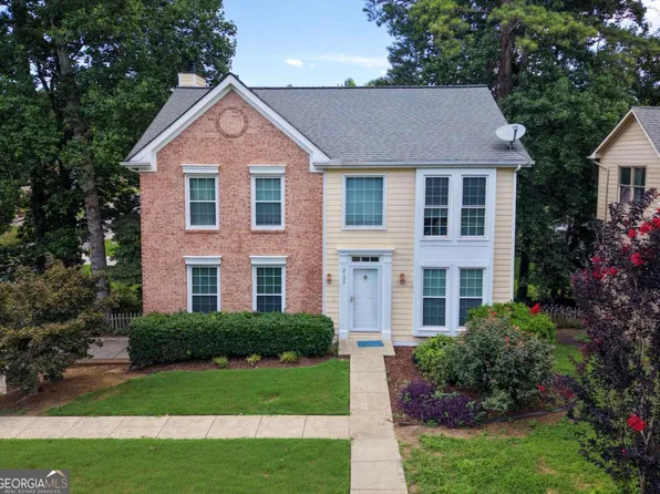 2195 Whitehall Dr NE, Marietta, GA 30066