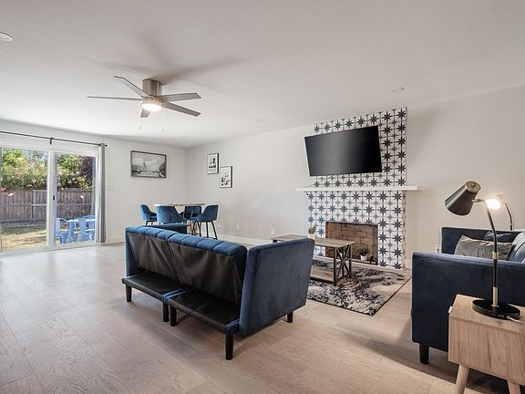 3rd image of 604 Potomac Ave #4