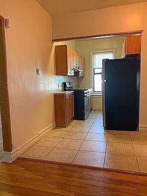 2nd image of 555 Ovington Ave #C32
