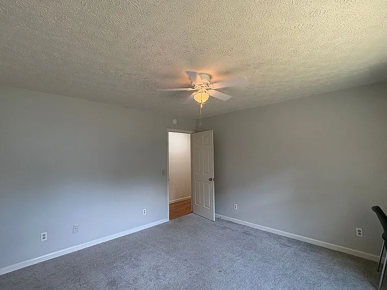 671 Circle Dr — Photo 19