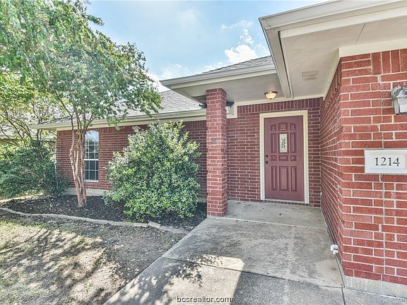 4th image of 1214 Baywood Ct