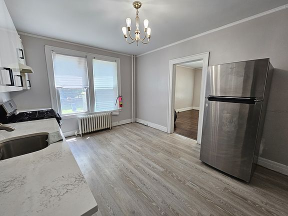 4th image of 117 W Main St #2