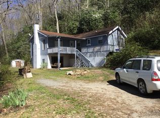 180 Idyll Acres Rdg, Whittier, NC 28789