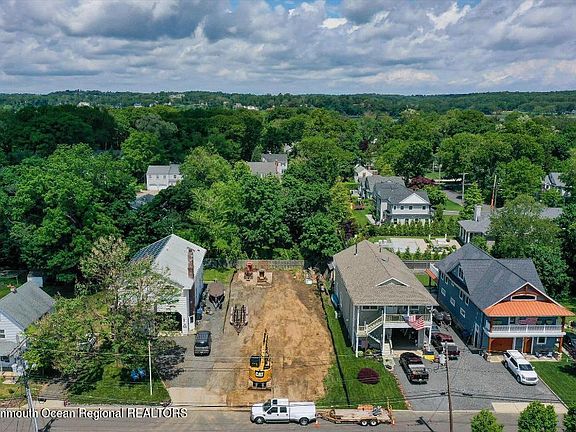 3rd image of 69 Navesink Avenue