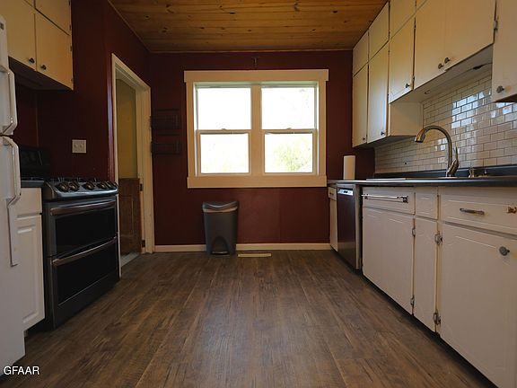 4th image of 709 Neill St