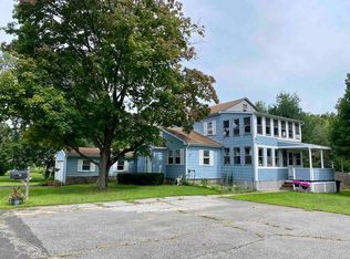 9 Concord Ave, Derry, NH 03038