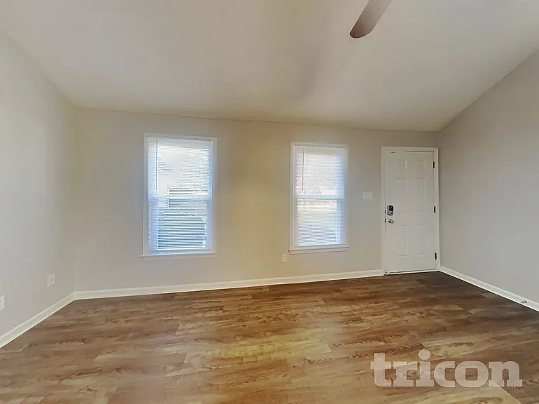 8820 Kishorn Ct — Photo 3