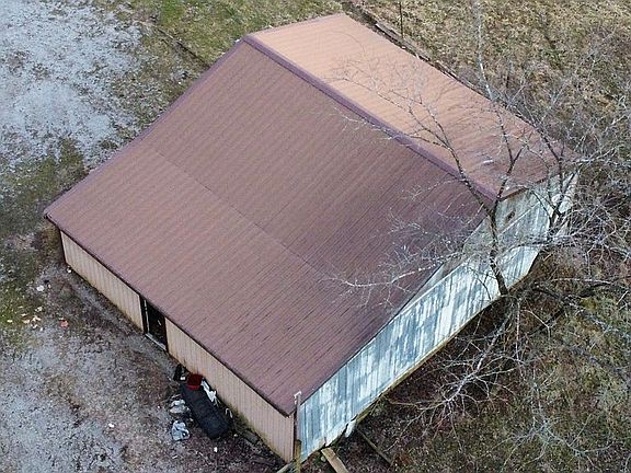 3rd image of 9410 Rockycreek Ln