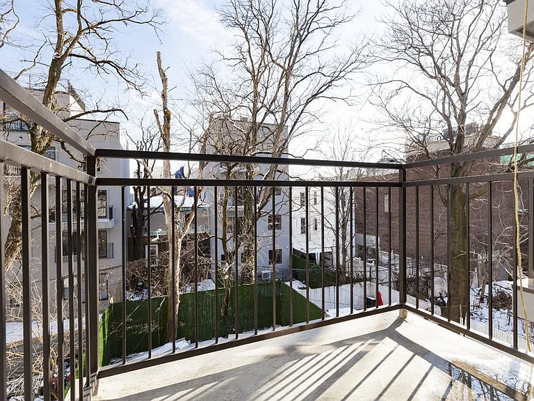 836 Monroe St #3B — Photo 10