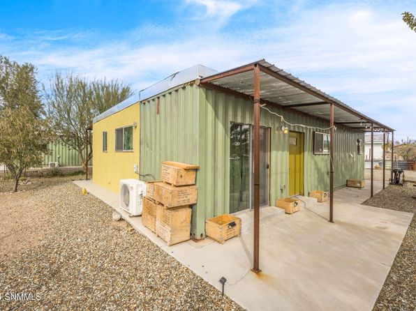 las-cruces-new-mexico-442828789 picture